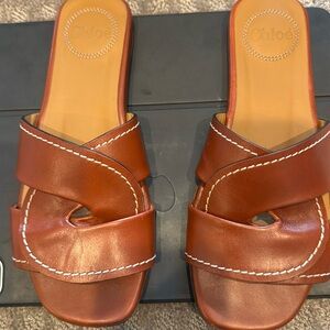 Chloe size 6 chestnut brown leather slides